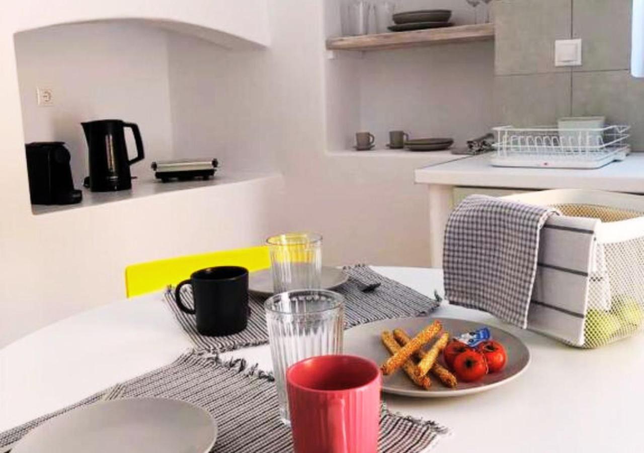Haroto Suites Tripití Buitenkant foto