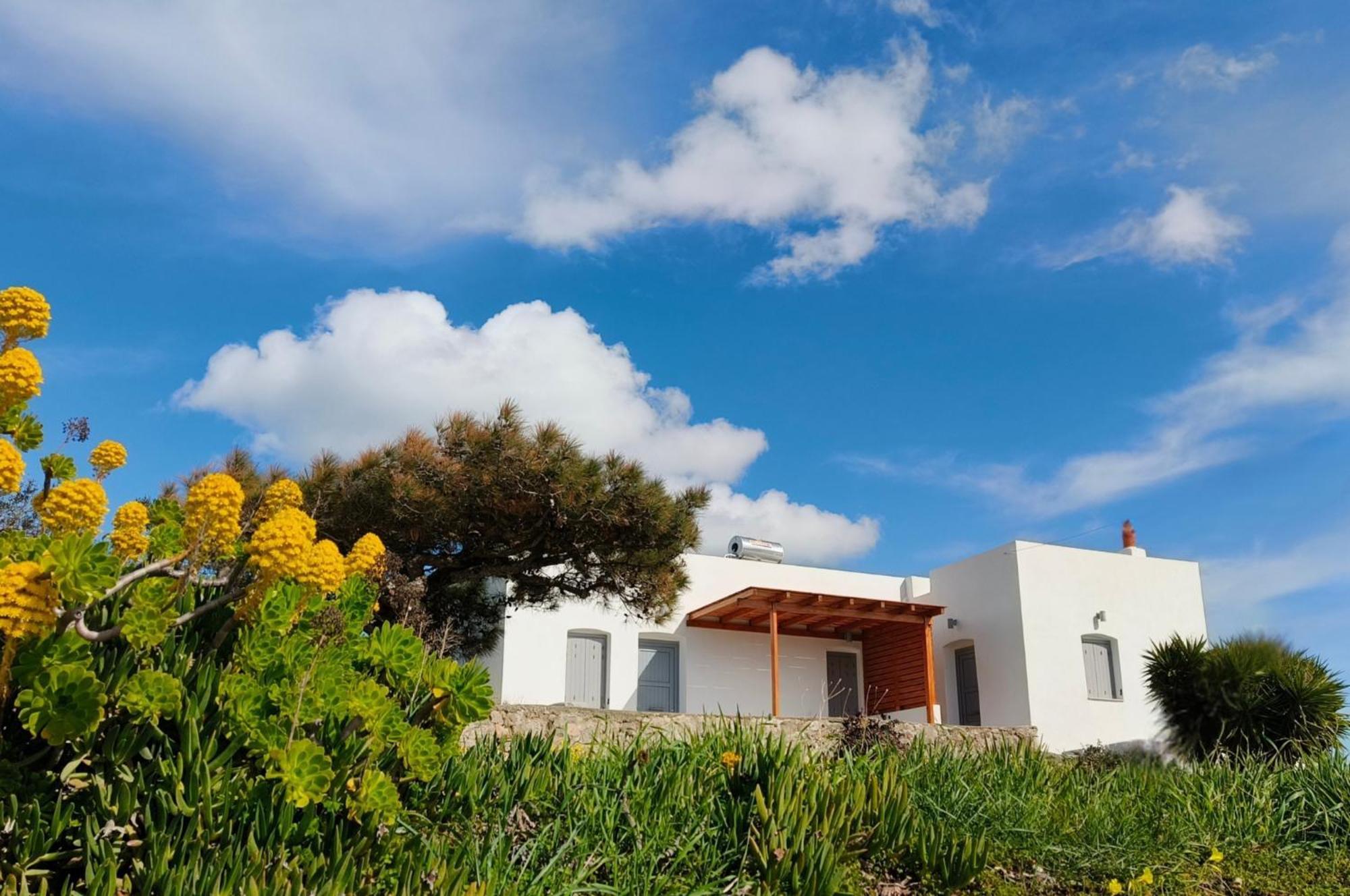 Haroto Suites Tripití Buitenkant foto